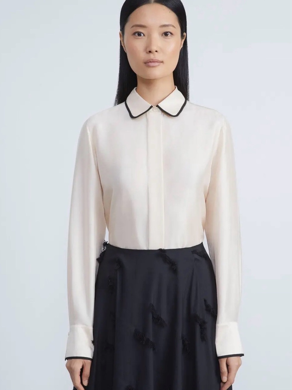 Lafayette 148 100% Silk Textured Blouse Cream Black Contrast Trim L Quiet Luxury